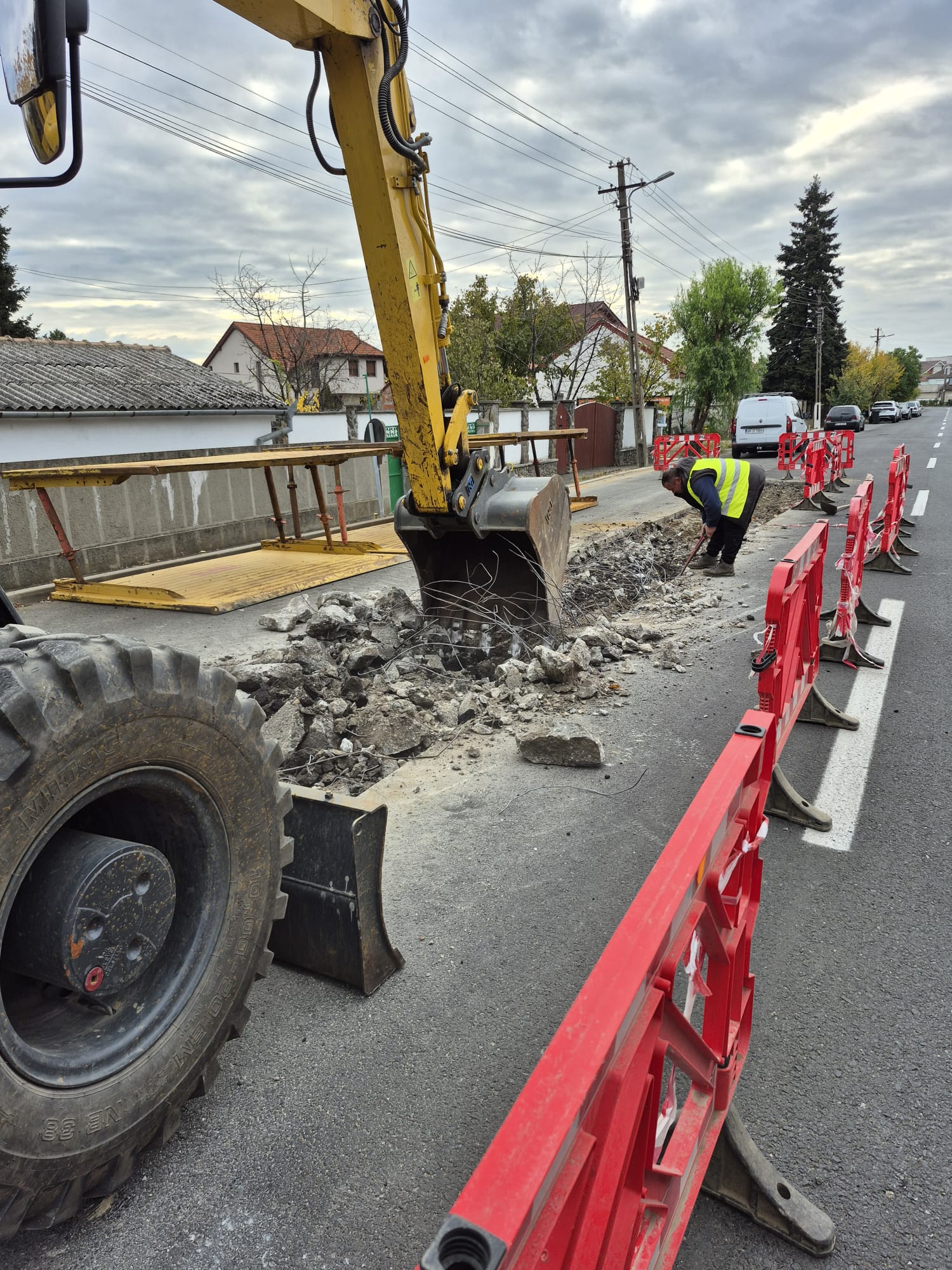 Au demarat lucrările pentru sistemul de canalizare în Micălaca.